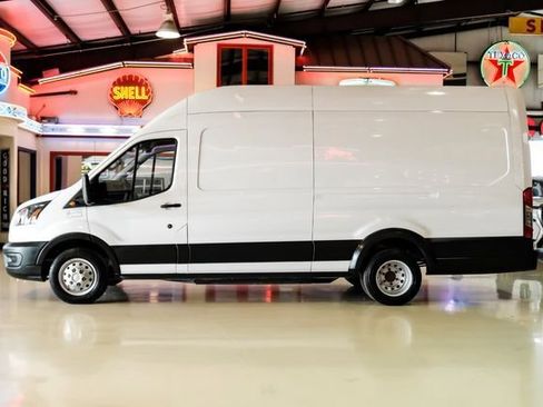 Used 2022 Ford Transit 350 148 High Roof Extended DRW RWD image 12