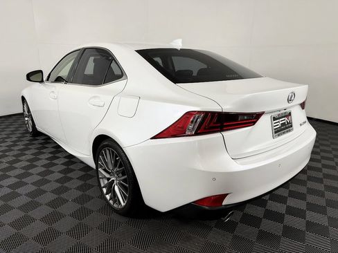 Used 2014 Lexus IS 250 w/ Luxury Package w/Gray Wood RWD image 15