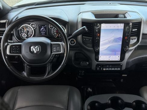 Used 2022 RAM 2500 Tradesman w/ Chrome Appearance Group AWD/4WD image 14