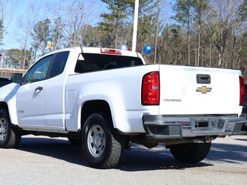 Used 2017 Chevrolet Colorado W/T w/ WT Convenience Package image 3