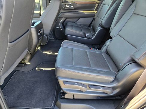 Used 2024 Chevrolet Tahoe High Country AWD/4WD image 12