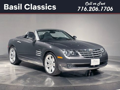 Used 2005 Chrysler Crossfire Limited image 1