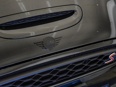 Certified 2023 MINI Cooper S w/ Signature Upholstery Package image 8