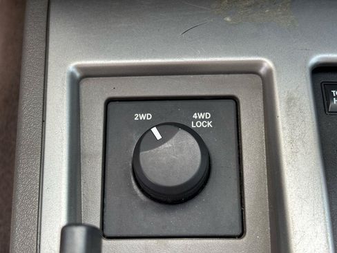 Used 2009 Dodge Nitro SE AWD/4WD image 23