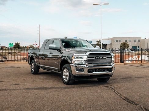 Used 2020 RAM 2500 Laramie AWD/4WD image 1