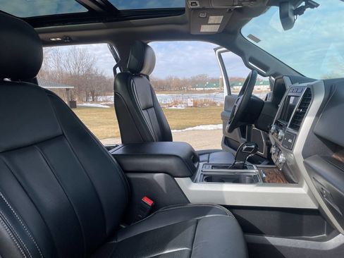 Used 2020 Ford F150 Lariat w/ Equipment Group 502A Luxury AWD/4WD image 61