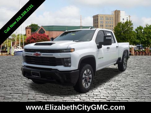 Used 2024 Chevrolet Silverado 2500 Custom w/ Custom Convenience Package AWD/4WD image 1