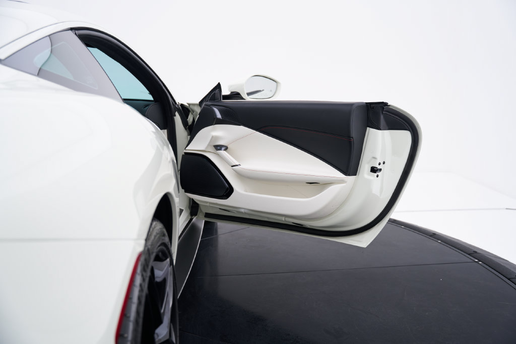 Used 2022 Ferrari Roma RWD image 38