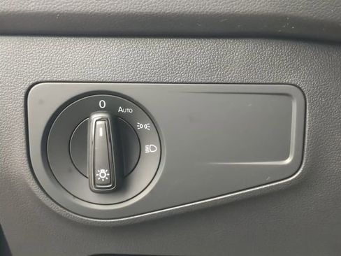 Certified 2024 Volkswagen Tiguan S image 25