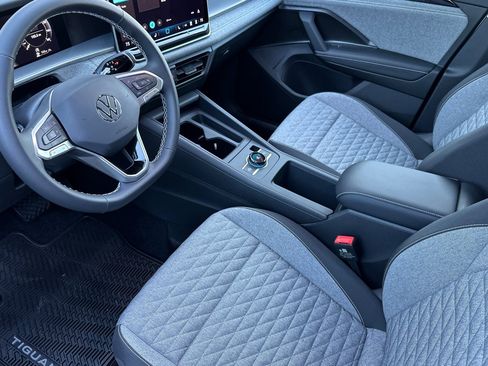 New 2026 Volkswagen Tiguan S image 9