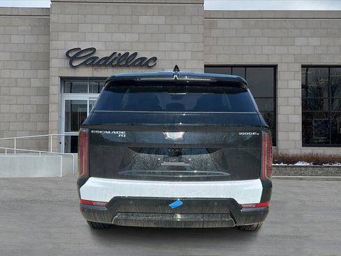 New 2025 Cadillac Escalade IQ Sport 1 w/ Smart Trailering package image 4