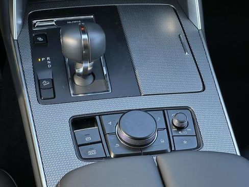 Used 2024 MAZDA CX-90 Plug-In Hybrid w/ Premium Pkg image 24