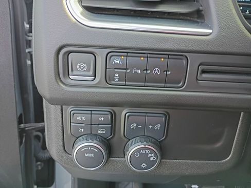 Used 2024 Chevrolet Tahoe LT image 5