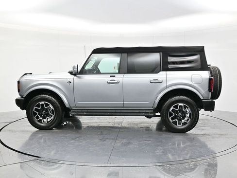 Certified 2021 Ford Bronco Outer Banks image 8