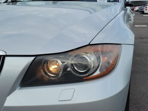 Used 2008 BMW 335xi Sedan AWD/4WD image 10
