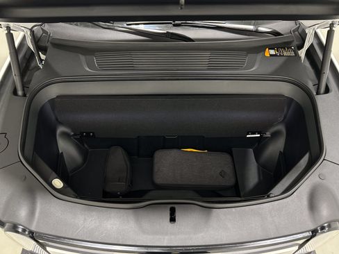 Used 2024 Rivian R1S Adventure AWD/4WD image 14