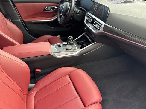 Used 2022 BMW 330i Sedan w/ M Sport Package RWD image 14