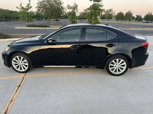 Used 2010 Lexus IS 250 RWD image 3