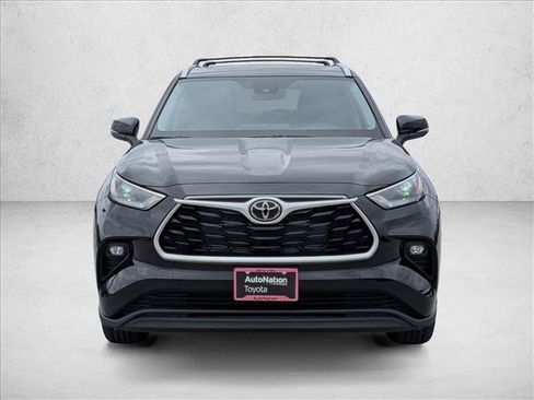 New 2026 Toyota Highlander XLE AWD/4WD image 6