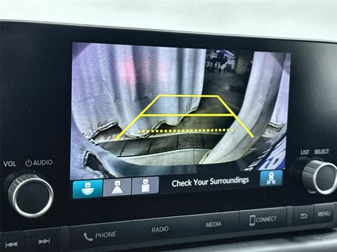 Certified 2025 Honda HR-V Sport image 25