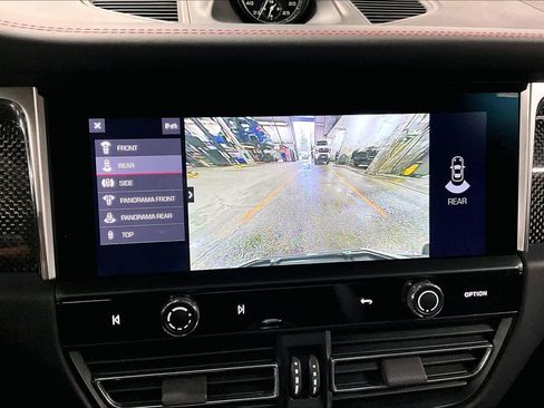 Used 2024 Porsche Macan GTS image 28