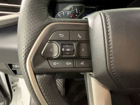 Used 2025 Toyota Tundra SR5 w/ SR5 Premium Package AWD/4WD image 22