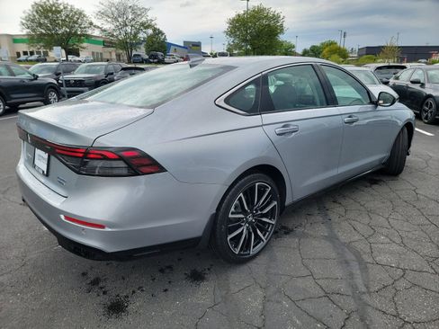 New 2026 Honda Accord Touring image 9