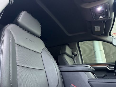 Used 2024 GMC Sierra 1500 Denali w/ Technology Package image 17