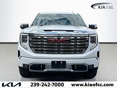 Used 2023 GMC Sierra 1500 Denali w/ Denali Reserve Package image 8