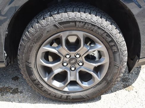 Used 2022 Ford Maverick XLT w/ Equipment Group 300A Standard AWD/4WD image 4
