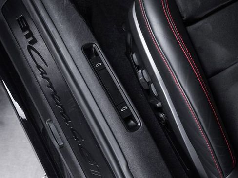 Used 2024 Porsche 911 Carrera 4 GTS image 18