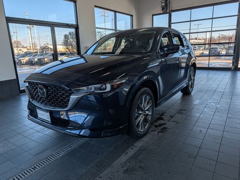 New 2025 MAZDA CX-5 AWD 2.5 S w/ Premium Plus Pkg image 4