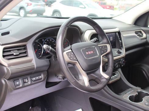 Used 2022 GMC Acadia Denali w/ Denali Ultimate Package AWD/4WD image 15
