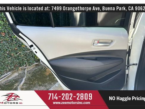 Used 2021 Toyota Corolla LE image 46