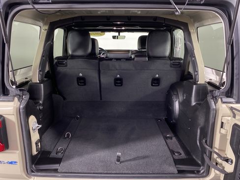 Used 2022 Jeep Wrangler Unlimited Sahara w/ Cold Weather Group image 35