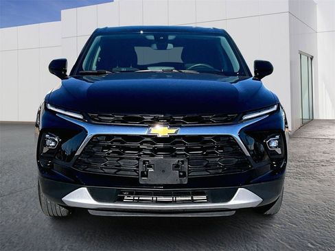 Used 2025 Chevrolet Blazer LT image 10