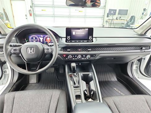 Used 2024 Honda Accord EX image 25