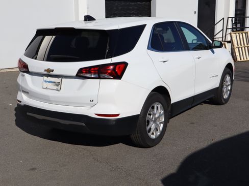 Certified 2024 Chevrolet Equinox LT image 10