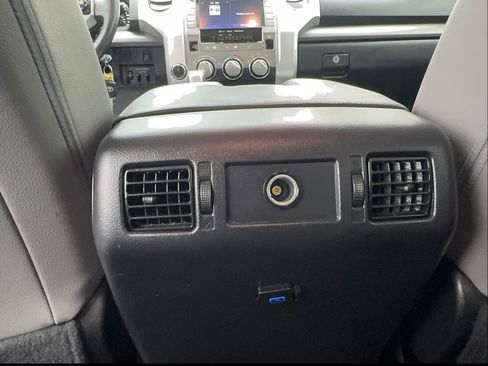 Used 2020 Toyota Tundra SR5 w/ SR5 Leather Package image 33