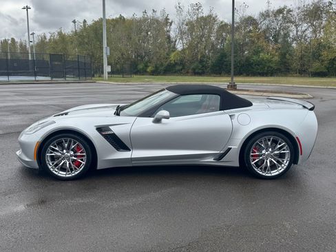 Used 2016 Chevrolet Corvette Z06 w/ 3LZ Preferred Equipment Group image 12