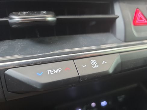 Certified 2025 Kia K4 GT-Line FWD image 16