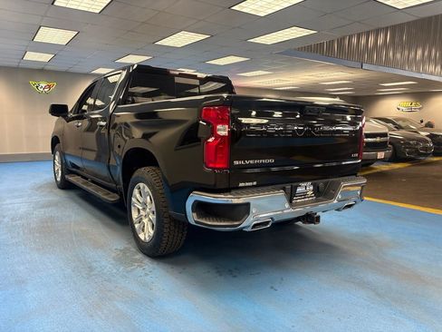 Certified 2024 Chevrolet Silverado 1500 LTZ w/ LTZ Convenience Package II AWD/4WD image 9