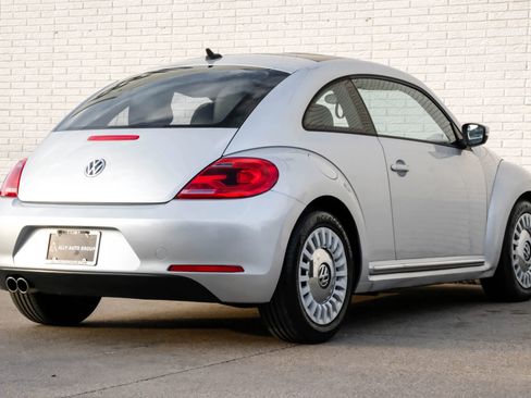 Used 2015 Volkswagen Beetle 1.8T image 8
