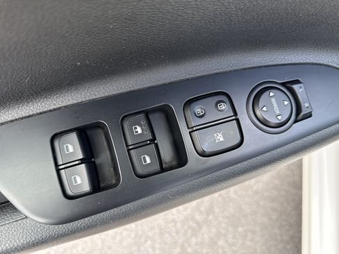 Used 2019 Kia Rio S FWD image 16