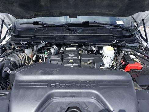 Used 2024 RAM 2500 Big Horn image 10