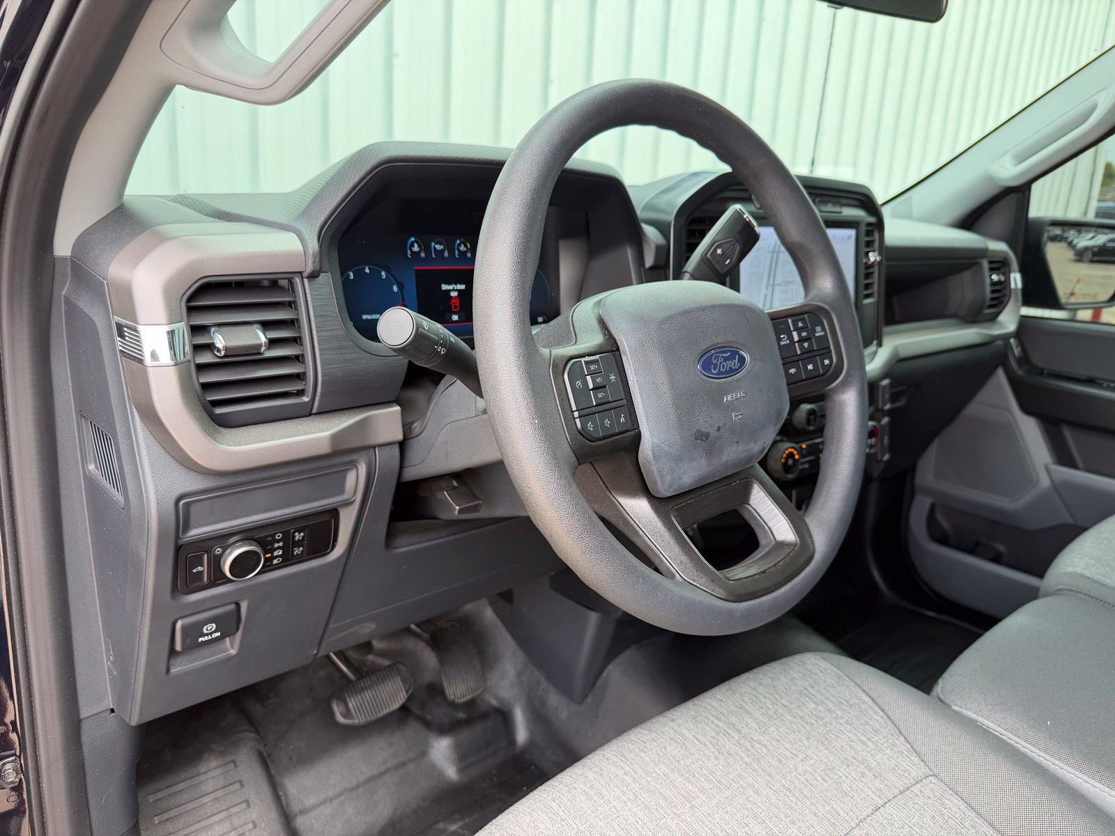 Used 2024 Ford F150 XL RWD image 16