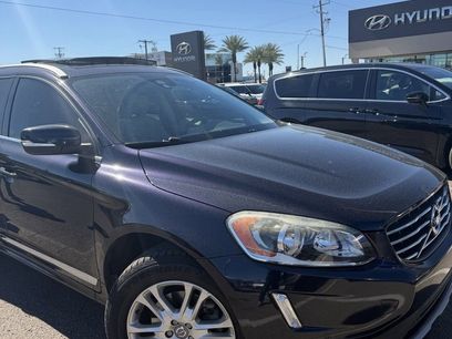 Used 2016 Volvo XC60 T5 Premier w/ Proximity Package