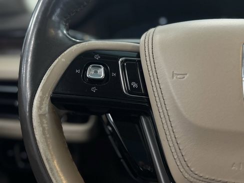 Used 2020 Lincoln Aviator Reserve w/ Equipment Group 201A image 21