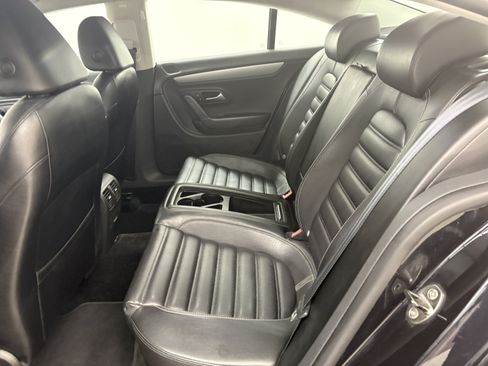 Used 2011 Volkswagen CC Sport FWD image 11