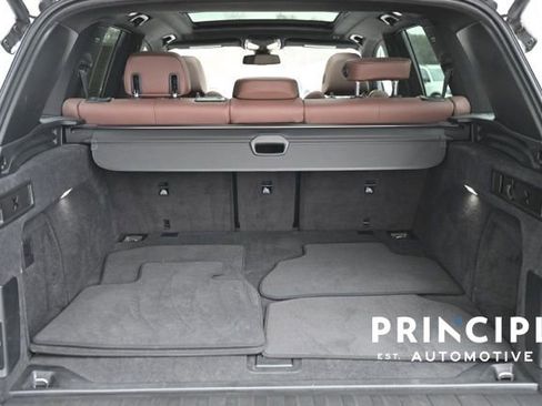 Used 2022 BMW X5 xDrive40i w/ Parking Assistance Package image 11